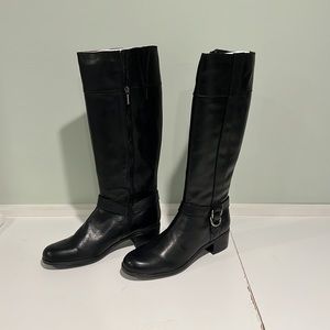 New never worn Bandolino black leather riding boots size 9.5